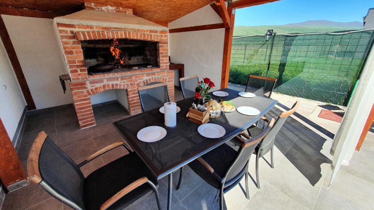 Holiday Home Emma Bihać Εξωτερικό φωτογραφία